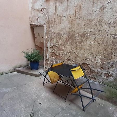 Yellow Studio - Poitiers Coeur De Ville Dış mekan fotoğraf